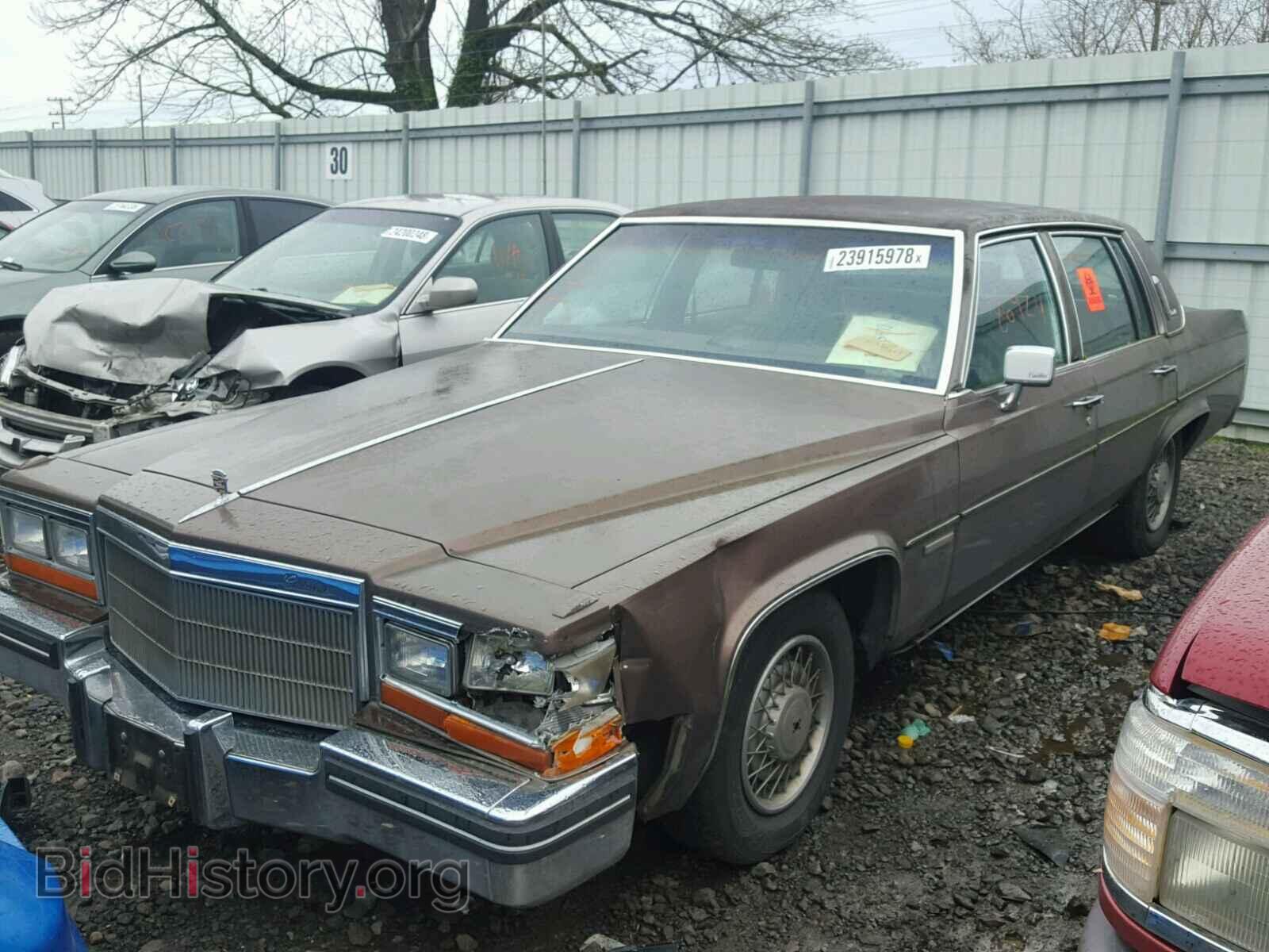 1983 CADILLAC DEVILLE - VIN: 1G6AD6981D9238223 - Фото 2