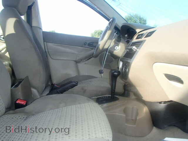 2005 FORD FOCUS - VIN: 1FAFP34N75W306667 - Фото 5
