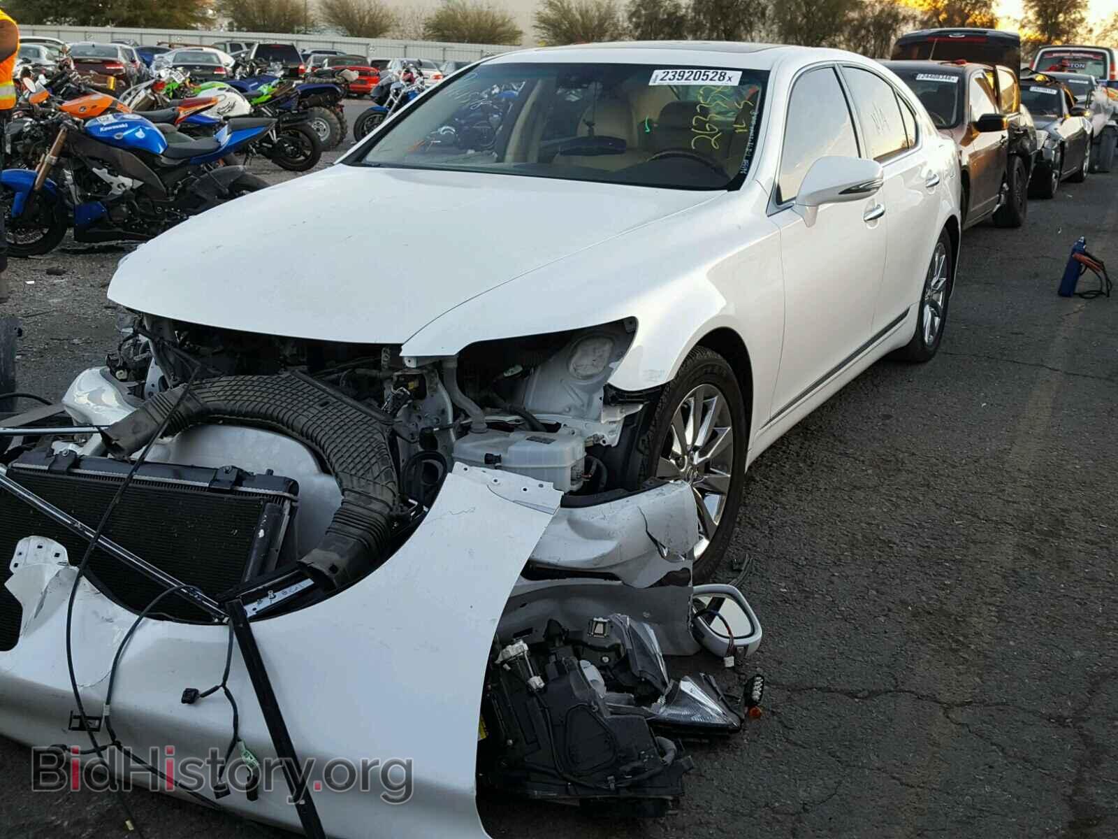 2010 LEXUS LS460 - VIN: JTHBL5EF1A5097643 - Фото 2