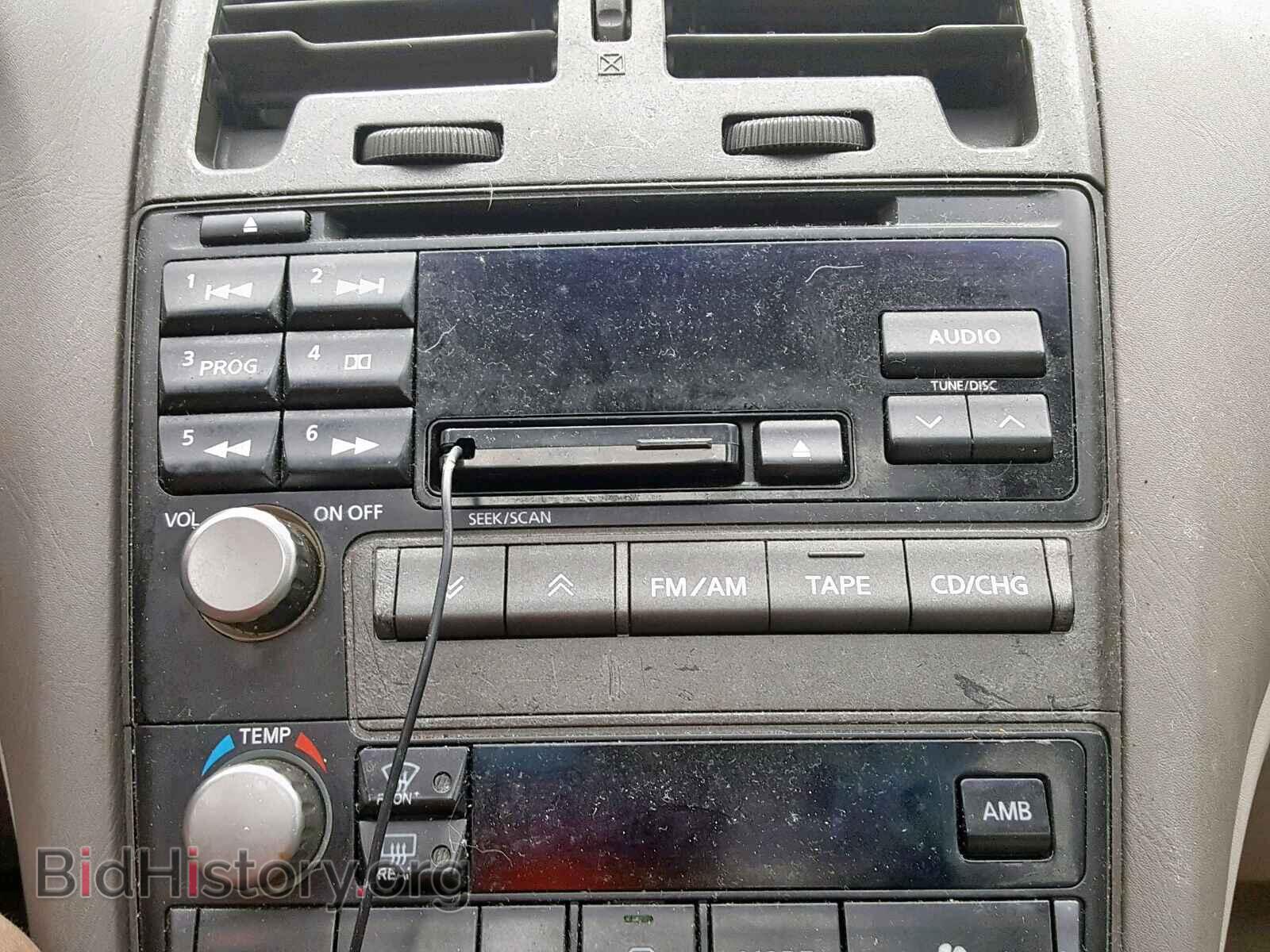 2000 NISSAN MAXIMA - VIN: JN1CA31D4YT748423 - Photo 9