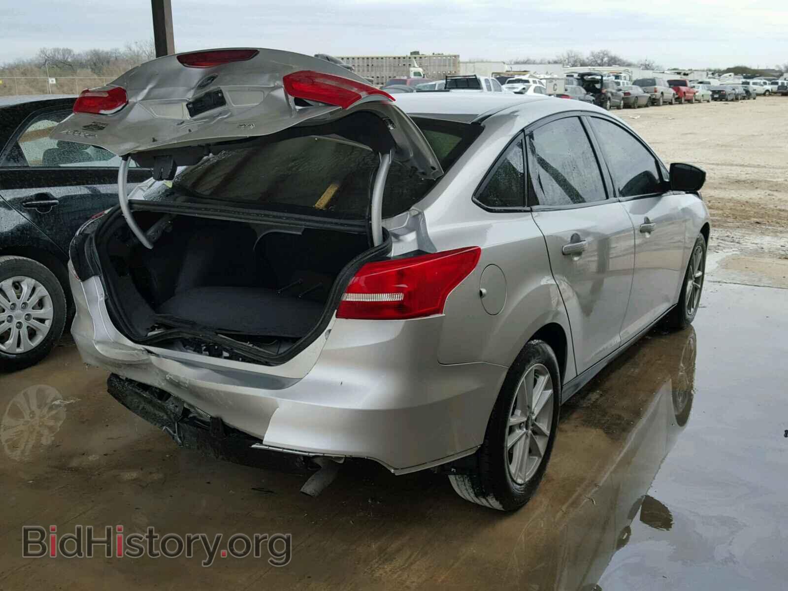 2017 FORD FOCUS - VIN: 1FADP3F23HL341612 - Фото 4