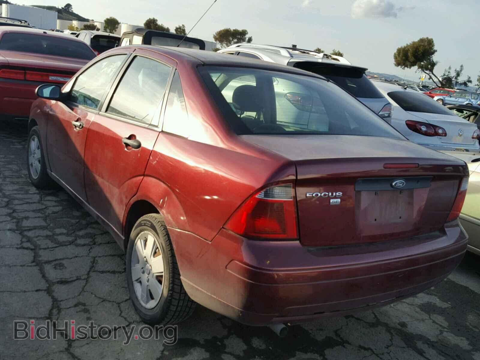 2007 FORD FOCUS - VIN: 1FAHP34N67W317509 - Фото 3