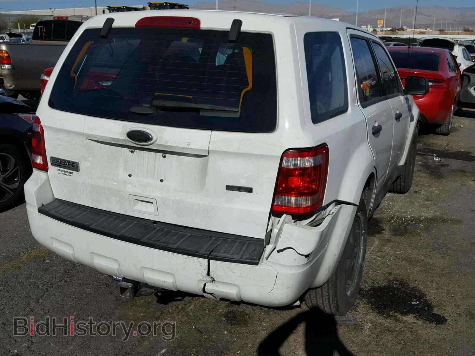 2011 FORD ESCAPE - VIN: 1FMCU0C73BKC65749 - Фото 4