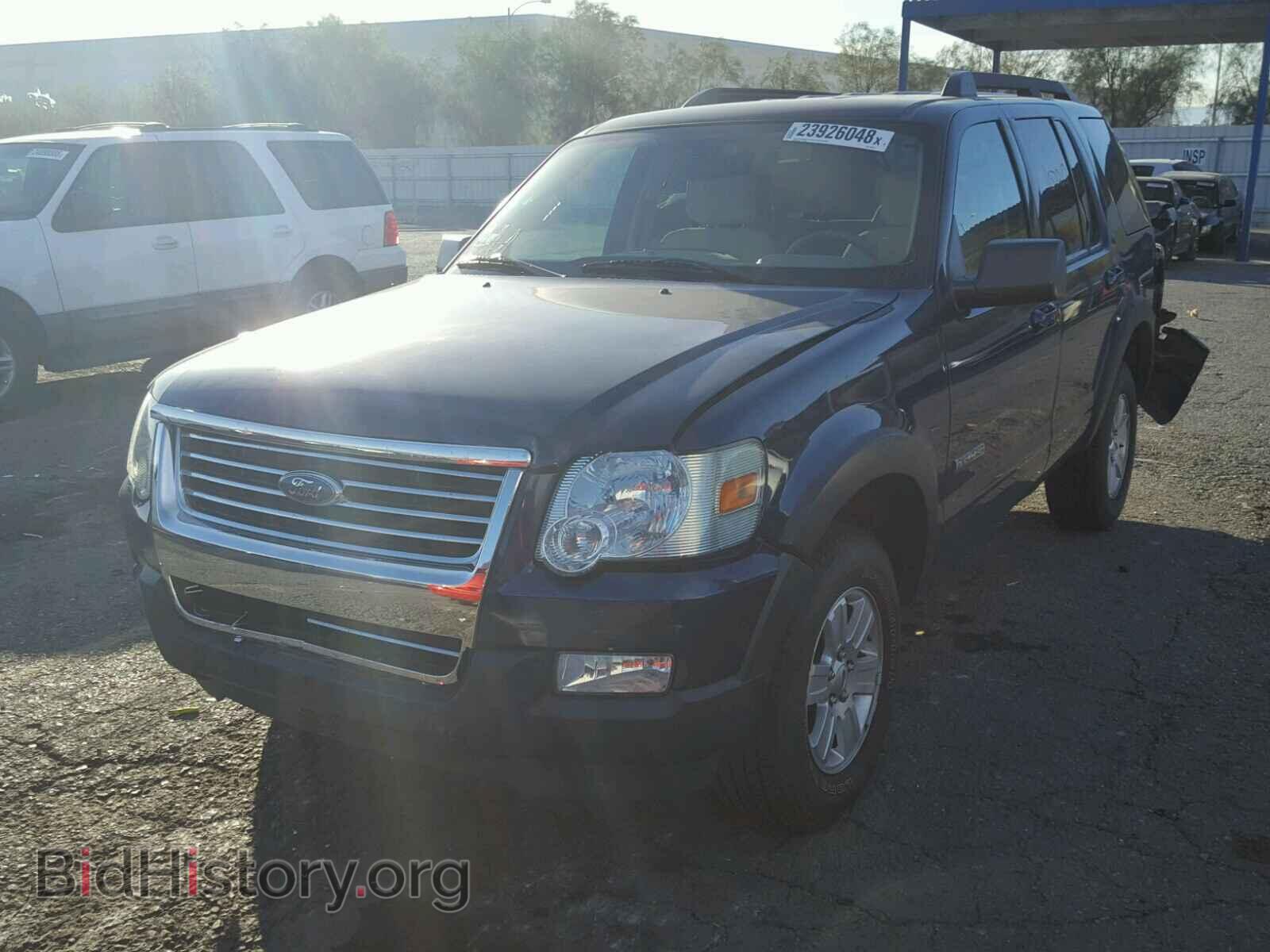 2007 FORD EXPLORER - VIN: 1FMEU63E67UA90757 - Фото 2