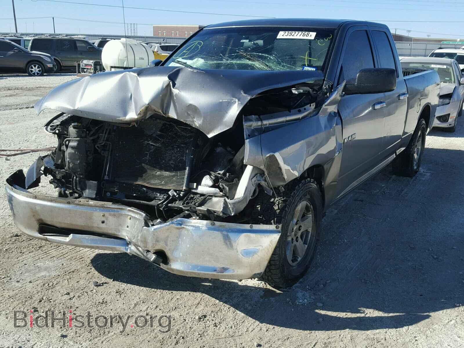 2010 DODGE RAM 1500 - VIN: 1D7RB1GPXAS234250 - Фото 2