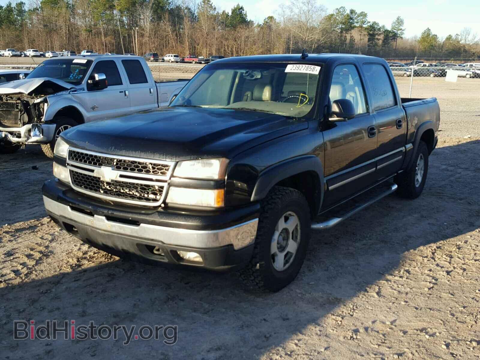 2006 CHEVROLET SILVERADO - VIN: 2GCEK13Z761311065 - Photo 2