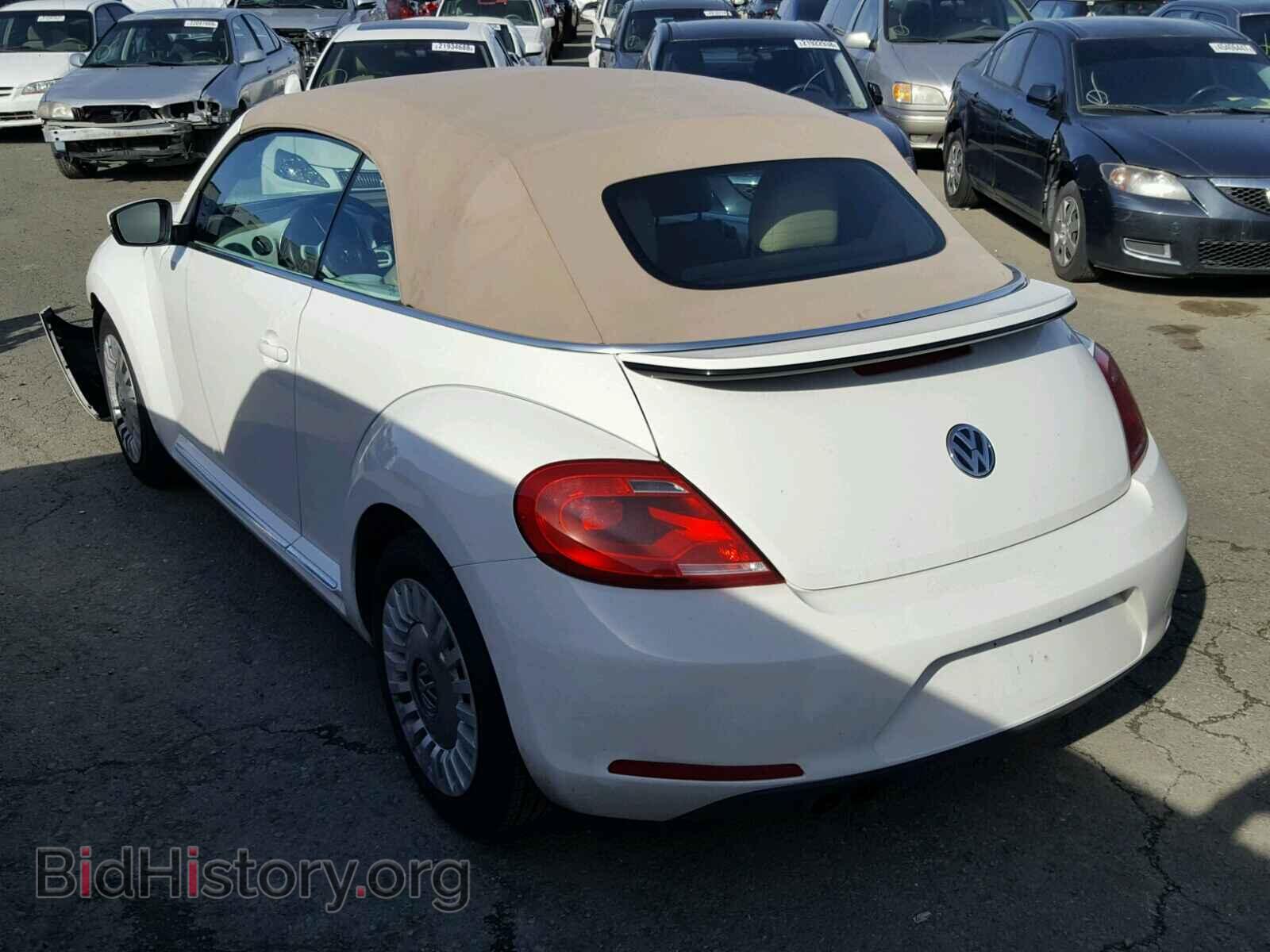 2014 VOLKSWAGEN BEETLE - VIN: 3VW5P7AT9EM807749 - Фото 3
