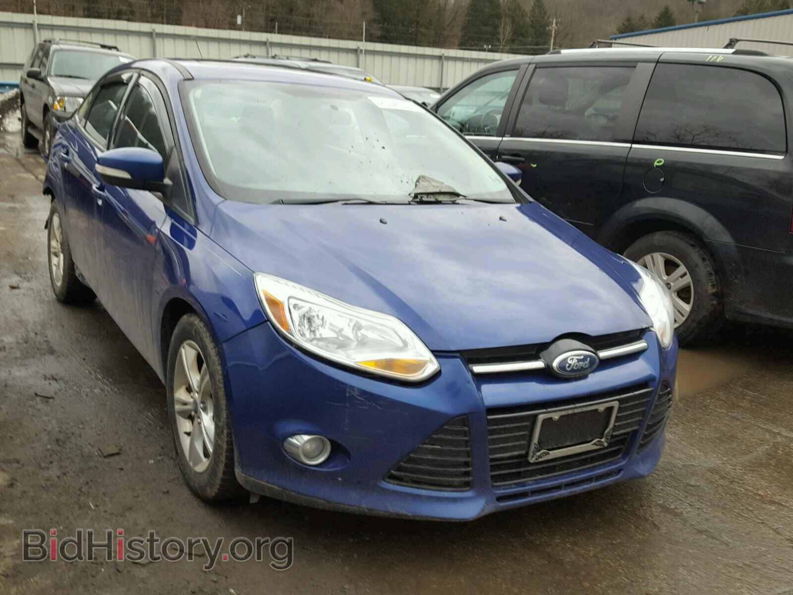 Photo 1FAHP3F26CL323700 - FORD FOCUS 2012