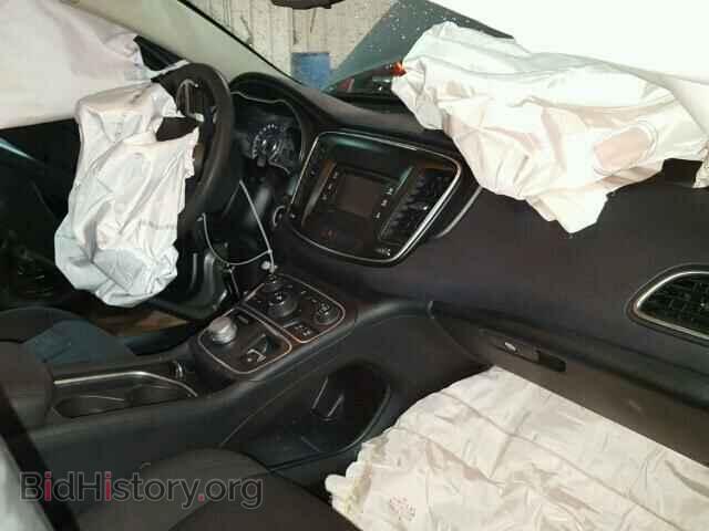 2016 CHRYSLER 200 - VIN: 1C3CCCAB3GN107048 - Photo 5