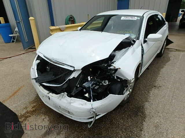 2013 CHRYSLER 200 - VIN: 1C3CCBAB7DN641563 - Photo 2