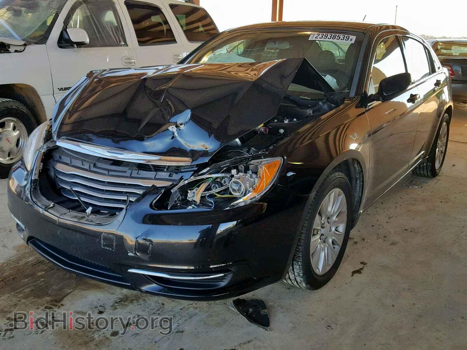 2014 CHRYSLER 200 - VIN: 1C3CCBAB9EN211776 - Фото 2