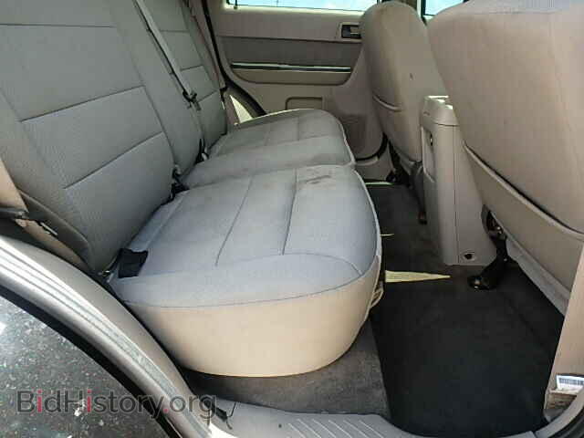 2011 FORD ESCAPE - VIN: 1FMCU0D77BKA96849 - Photo 6