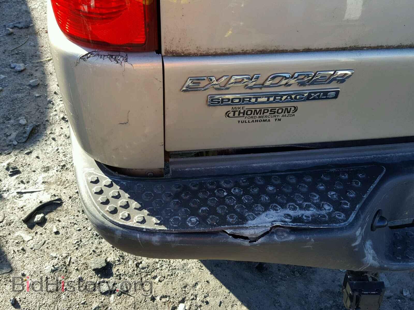 2005 FORD EXPLORER - VIN: 1FMZU67K55UA48272 - Фото 9