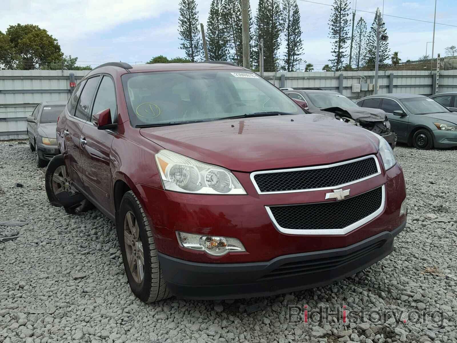 Photo 1GNLRGED4AS116581 - CHEVROLET TRAVERSE 2010
