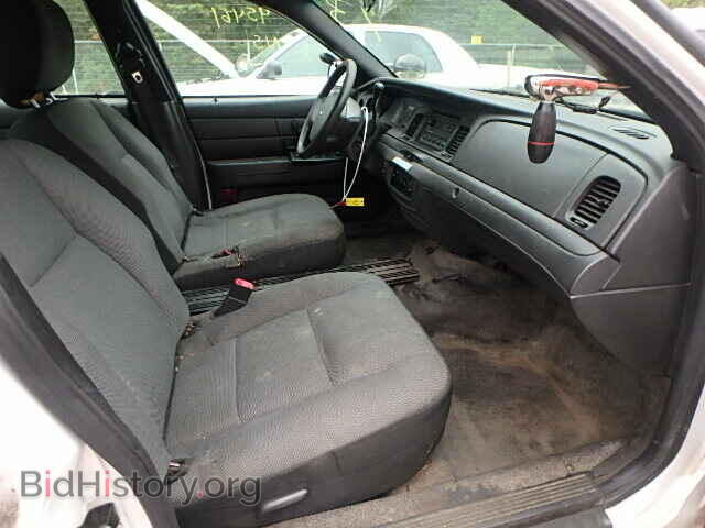 2011 FORD CROWN VIC - VIN: 2FABP7BV6BX100281 - Фото 5
