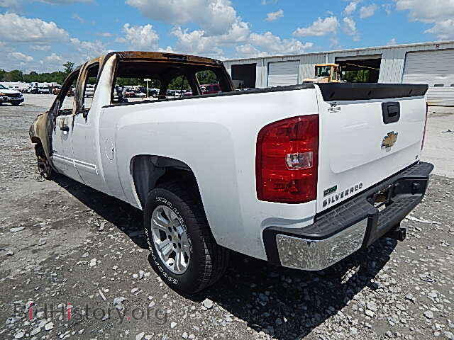 2010 CHEVROLET SILVERADO - VIN: 1GCSCSE03AZ123048 - Фото 3