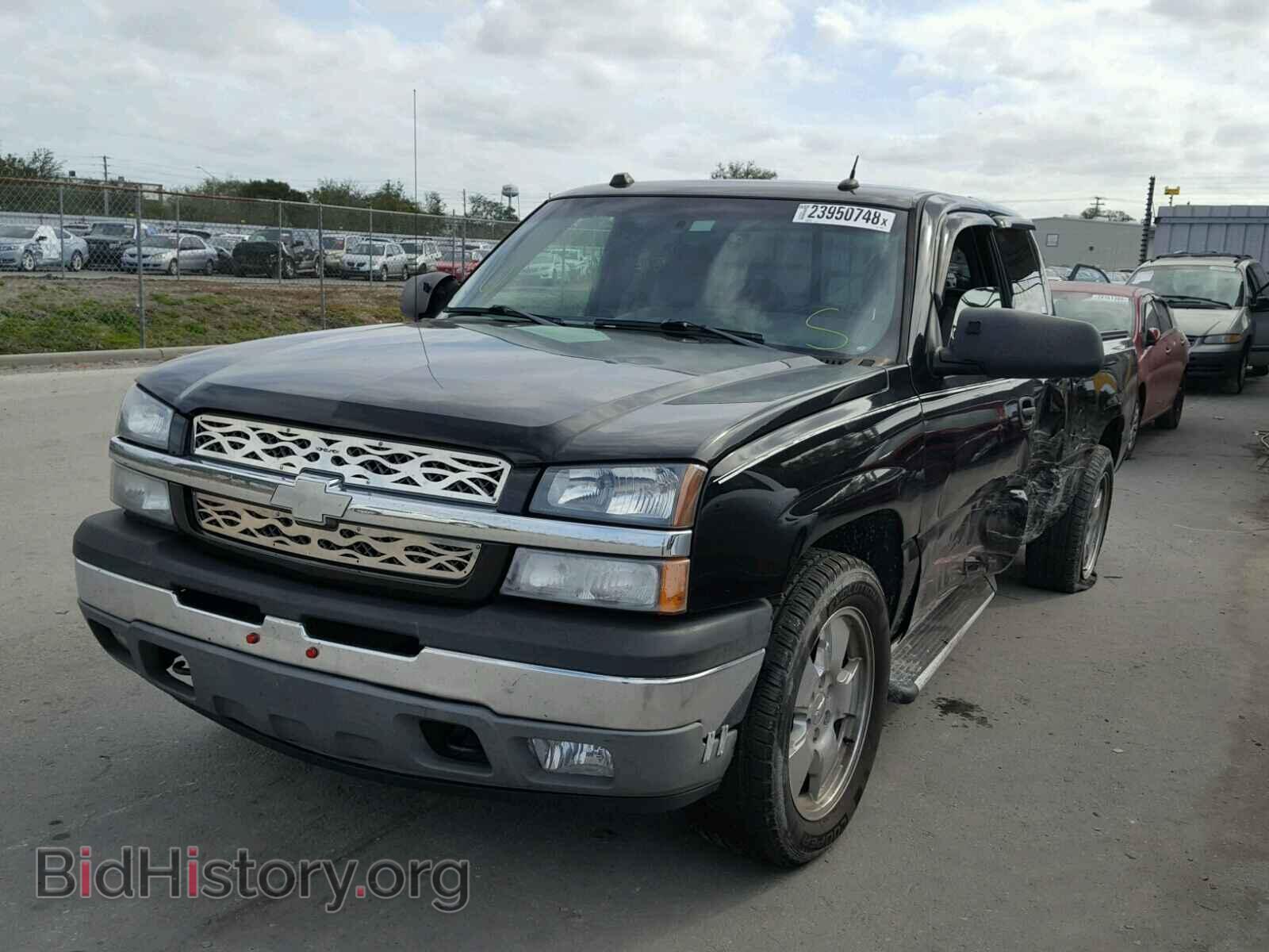 2005 CHEVROLET SILVERADO - VIN: 2GCEC19N651306228 - Photo 2
