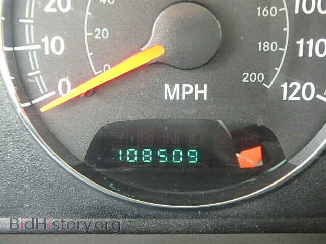 2004 CHRYSLER SEBRING - VIN: 1C3EL46X94N416666 - Фото 8