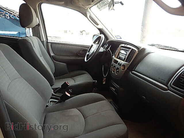 2004 MAZDA TRIBUTE - VIN: 4F2YZ02B24KM28458 - Фото 5
