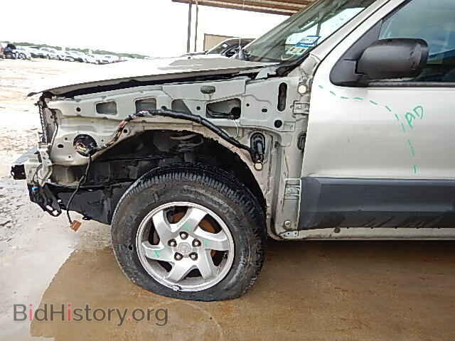 2004 MAZDA TRIBUTE - VIN: 4F2YZ02B24KM28458 - Фото 9