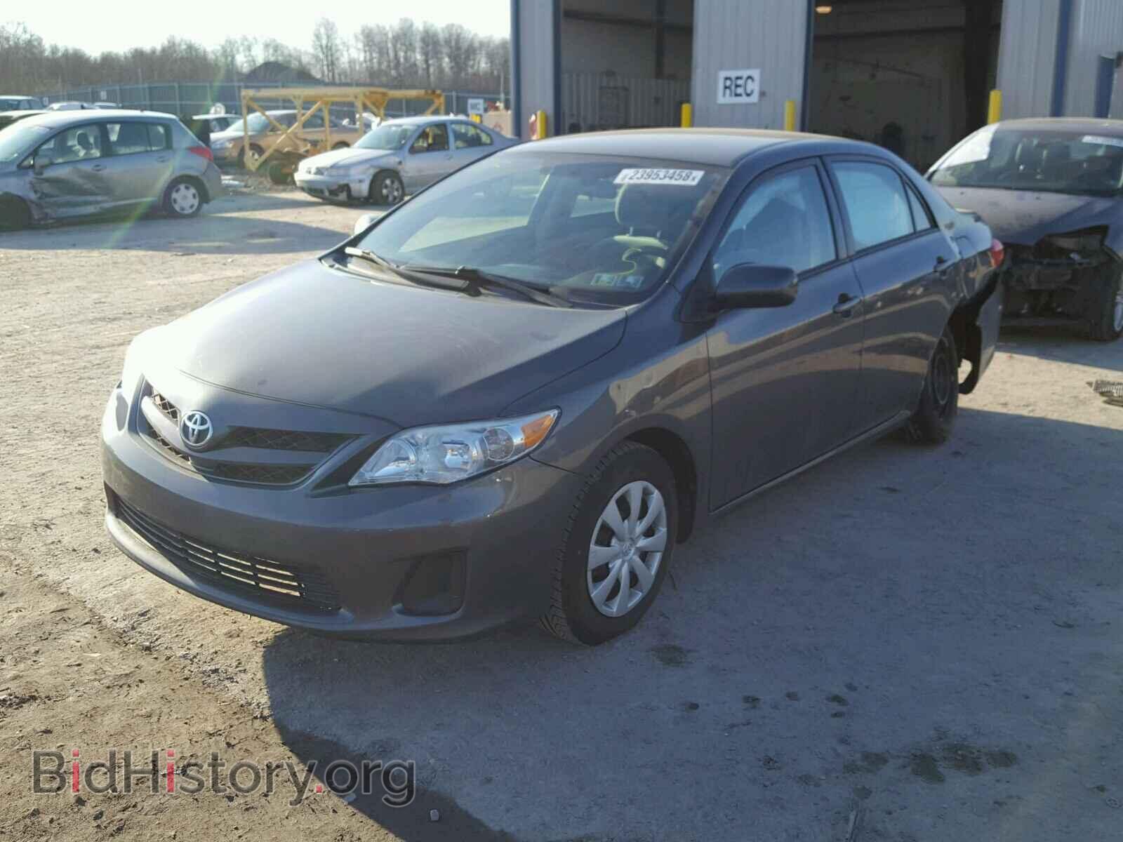 2011 TOYOTA COROLLA BA - VIN: 2T1BU4EE2BC551919 - Фото 2