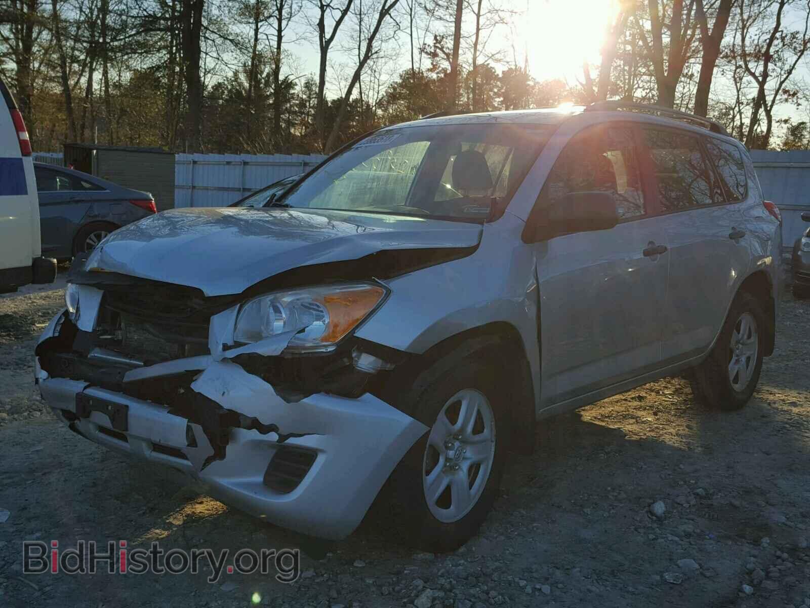 2011 TOYOTA RAV4 - VIN: 2T3BF4DV9BW126098 - Фото 2