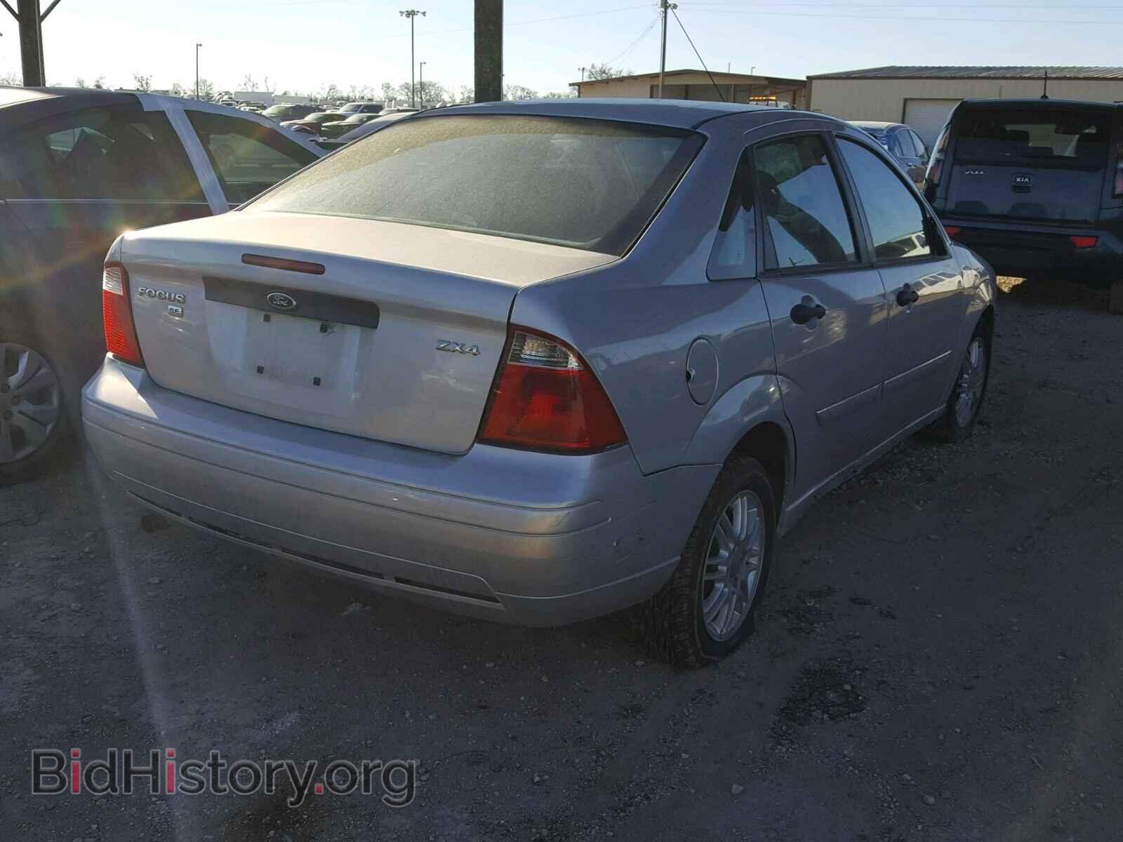 2005 FORD FOCUS - VIN: 1FAFP34N95W153600 - Фото 4