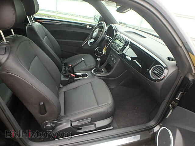 2012 VOLKSWAGEN BEETLE - VIN: 3VWHP7AT8CM623686 - Фото 5