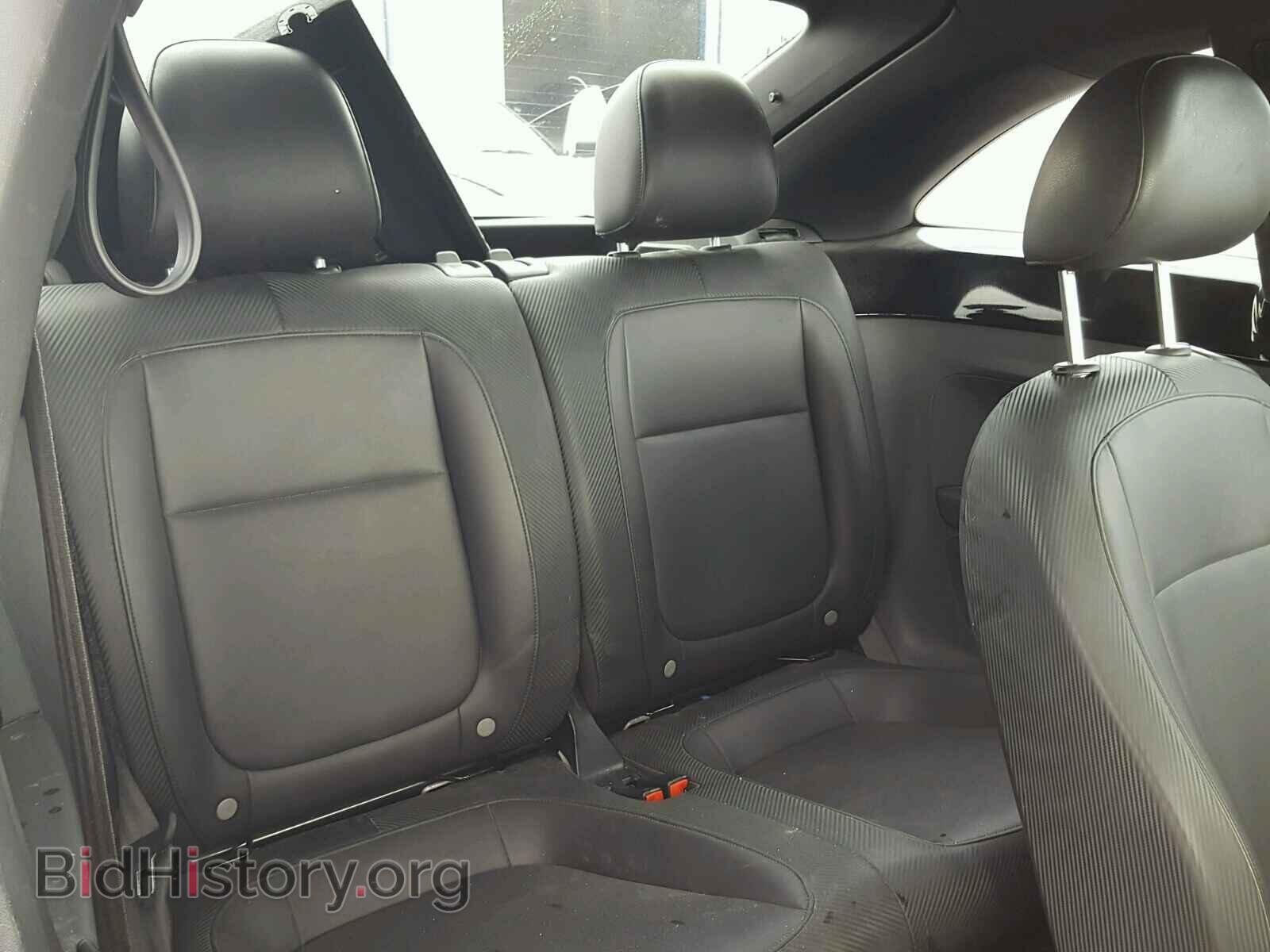 2012 VOLKSWAGEN BEETLE - VIN: 3VWJP7ATXCM647182 - Фото 6