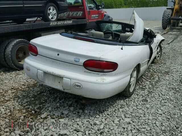 1996 CHRYSLER SEBRING - VIN: 3C3EL55H3TT320126 - Фото 4