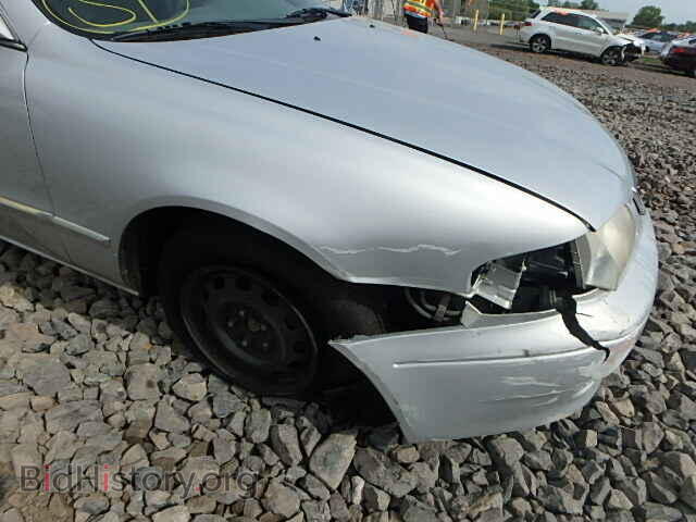 2000 MAZDA 626 - VIN: 1YVGF22C4Y5143428 - Фото 9