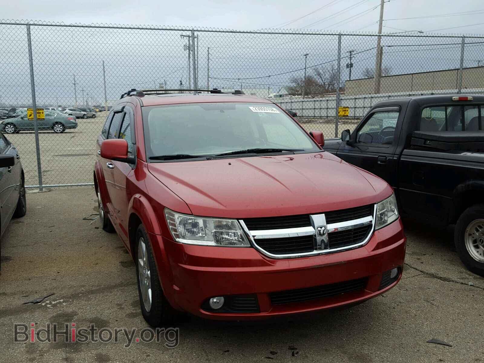 Фотография 3D4PH6FV9AT193981 - DODGE JOURNEY 2010