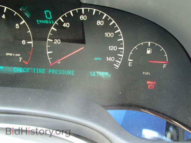 2002 CADILLAC DEVILLE - VIN: 1G6KF57992U107569 - Photo 8