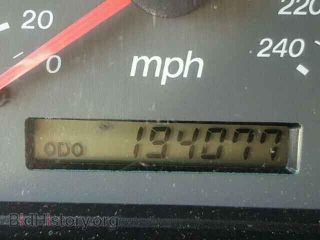 2000 MAZDA 626 - VIN: 1YVGF22C7Y5165097 - Фото 8