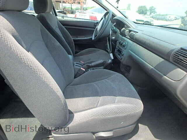 2005 CHRYSLER SEBRING - VIN: 1C3EL46X05N527057 - Фото 5