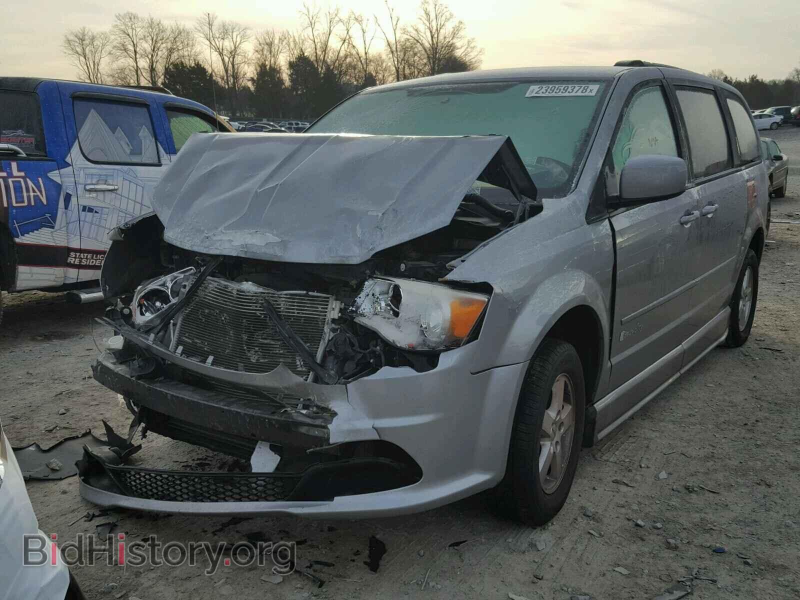 2013 DODGE CARAVAN - VIN: 2C4RDGCG4DR581642 - Фото 2