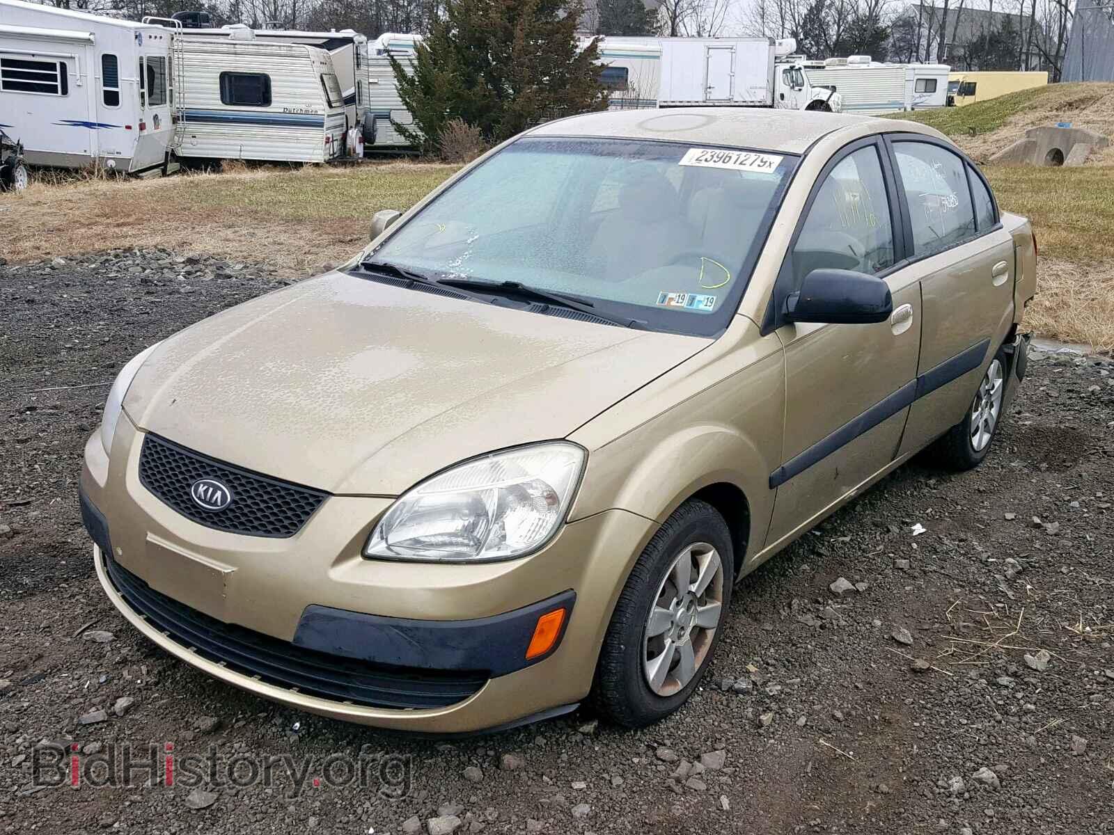 2007 KIA RIO BASE - VIN: KNADE123576188955 - Фото 2