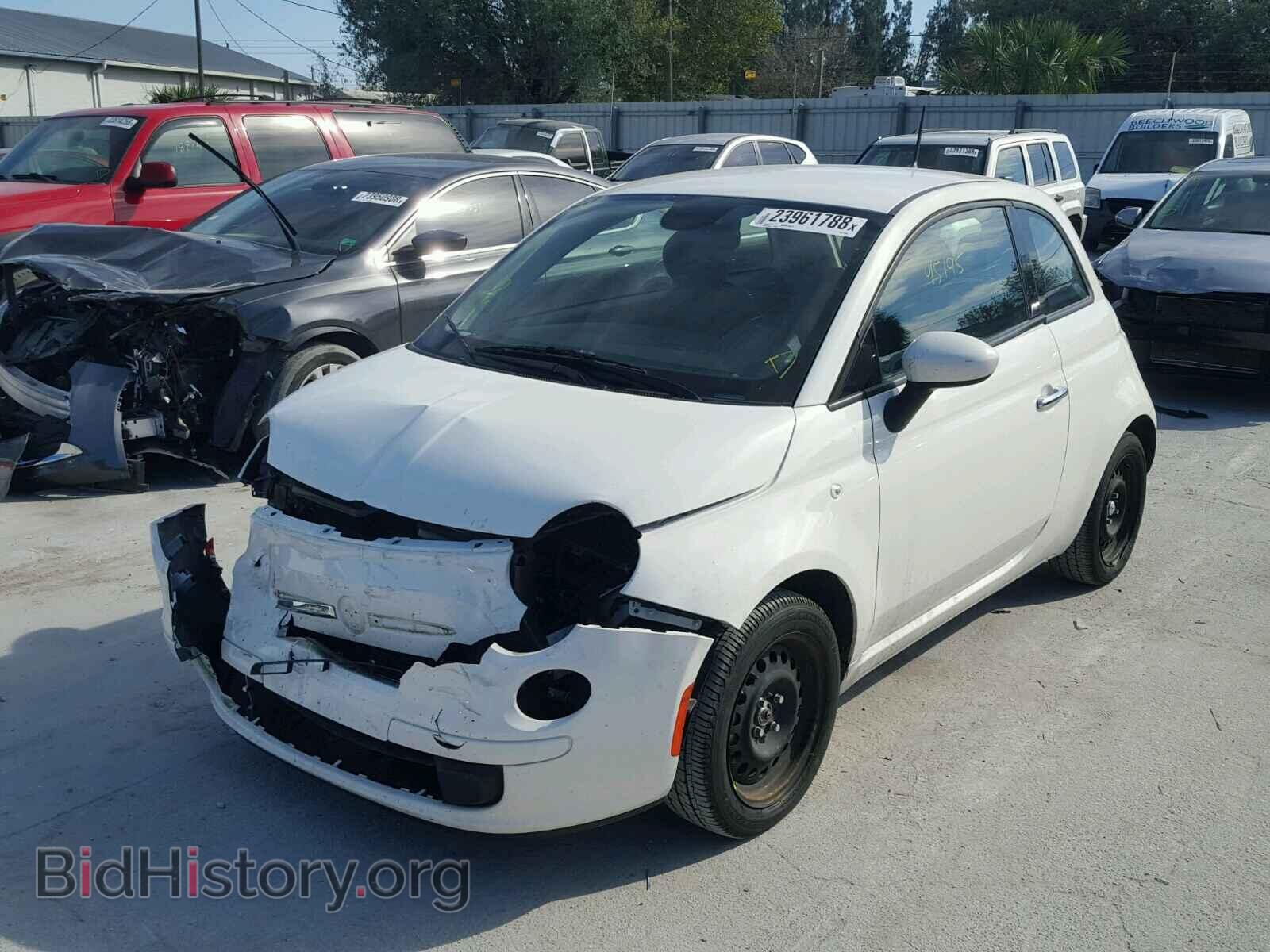 2015 FIAT 500 - VIN: 3C3CFFAR0FT623789 - Фото 2
