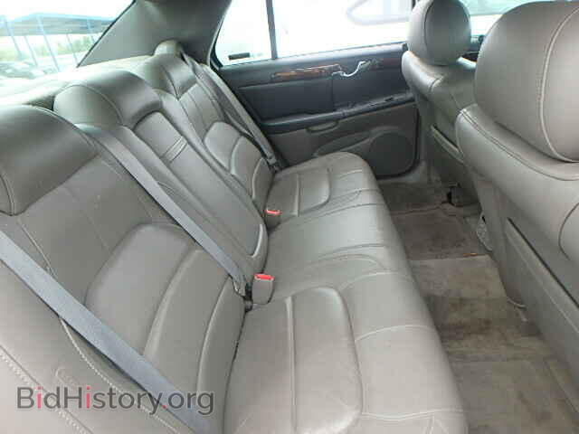 2000 CADILLAC DEVILLE - VIN: 1G6KF5792YU338225 - Photo 6
