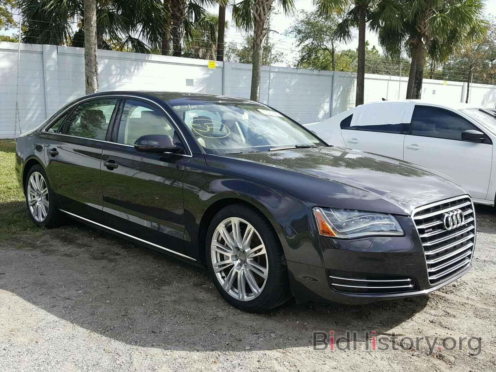 Photo WAURVAFDXCN019636 - AUDI A8 2012