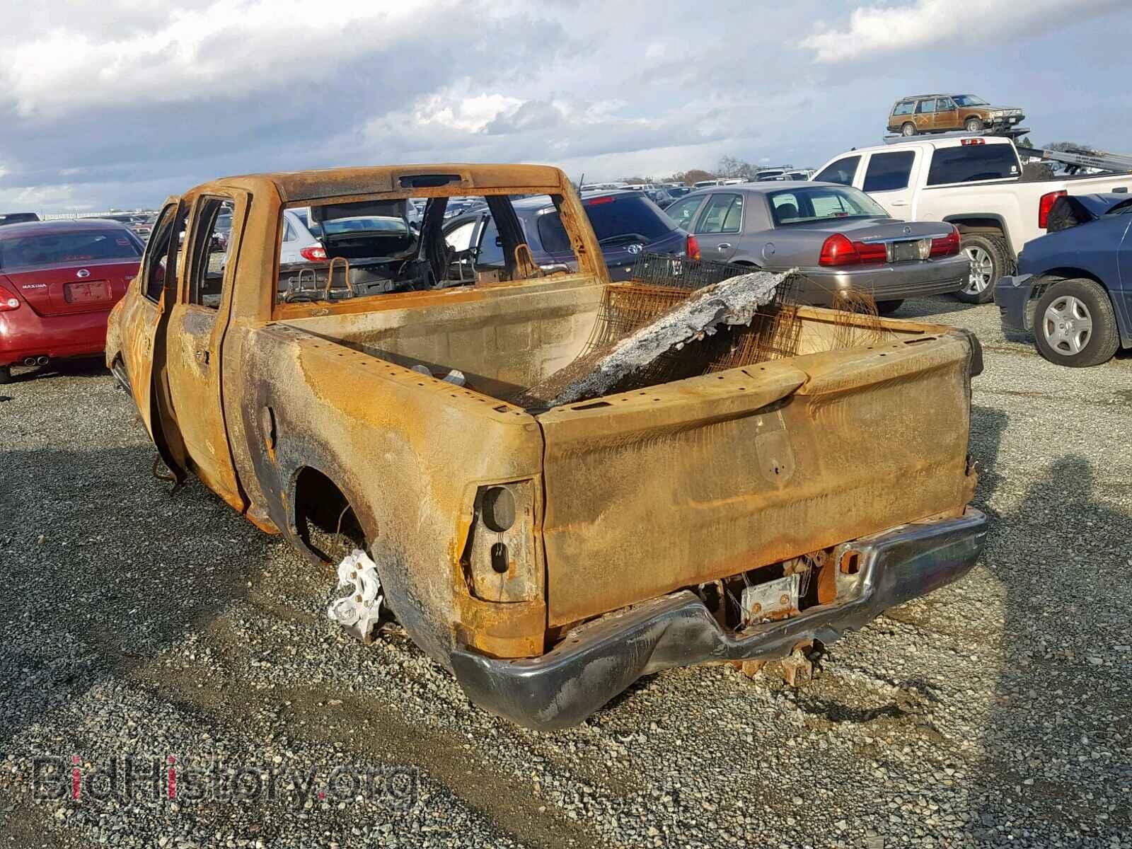 2017 RAM 1500 ST - VIN: 1C6RR6FG2HS513830 - Фото 3