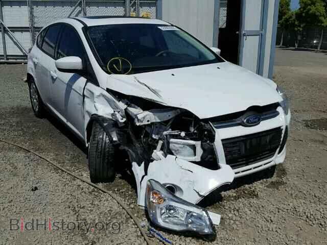 Photo 1FAHP3K24CL398868 - FORD FOCUS 2012