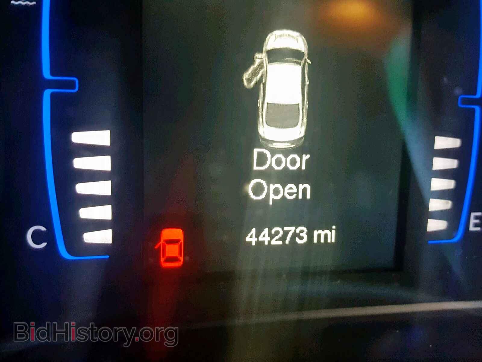 2016 CHRYSLER 200 - VIN: 1C3CCCAB9GN168405 - Фото 8