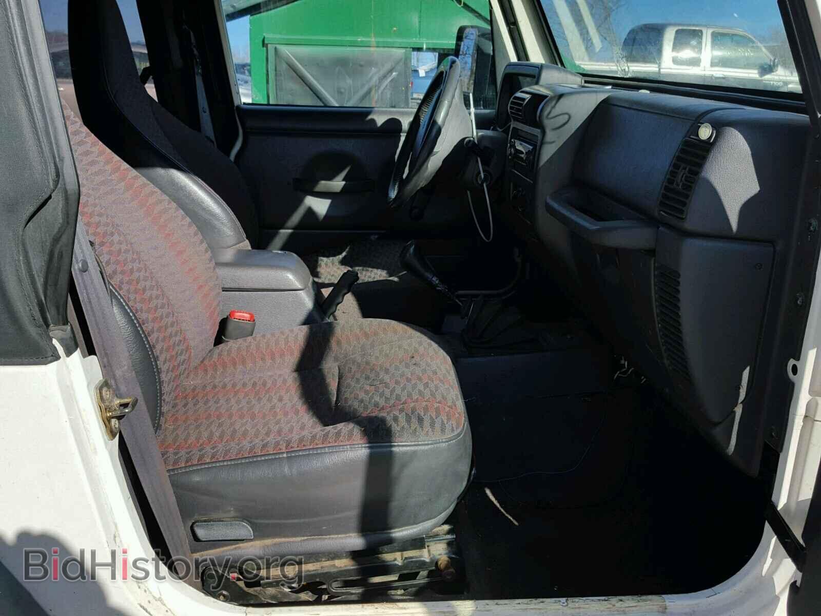 2000 JEEP WRANGLER - VIN: 1J4FA49S5YP777743 - Фото 5