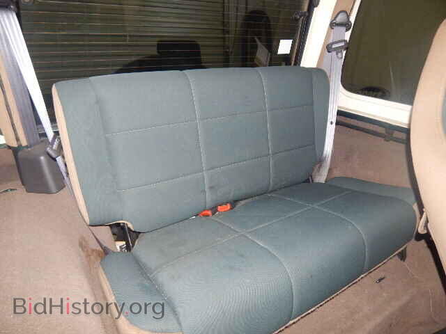 2000 JEEP WRANGLER - VIN: 1J4FA59S9YP765536 - Photo 6