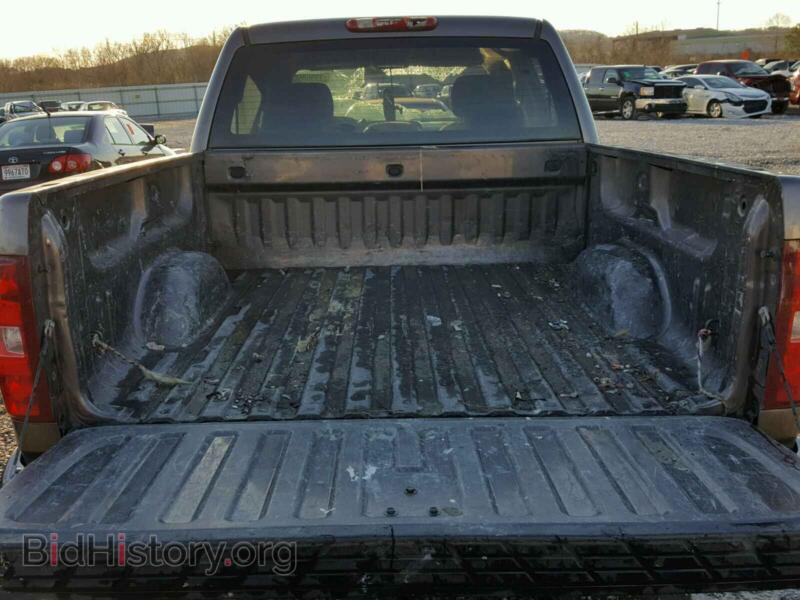 2008 Chevrolet SILVERADO (VIN 2GCEK13J181293336) — фото 6 из 10