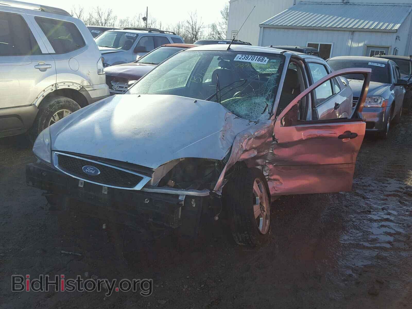 2006 FORD FOCUS - VIN: 1FAHP34N16W243947 - Фото 2
