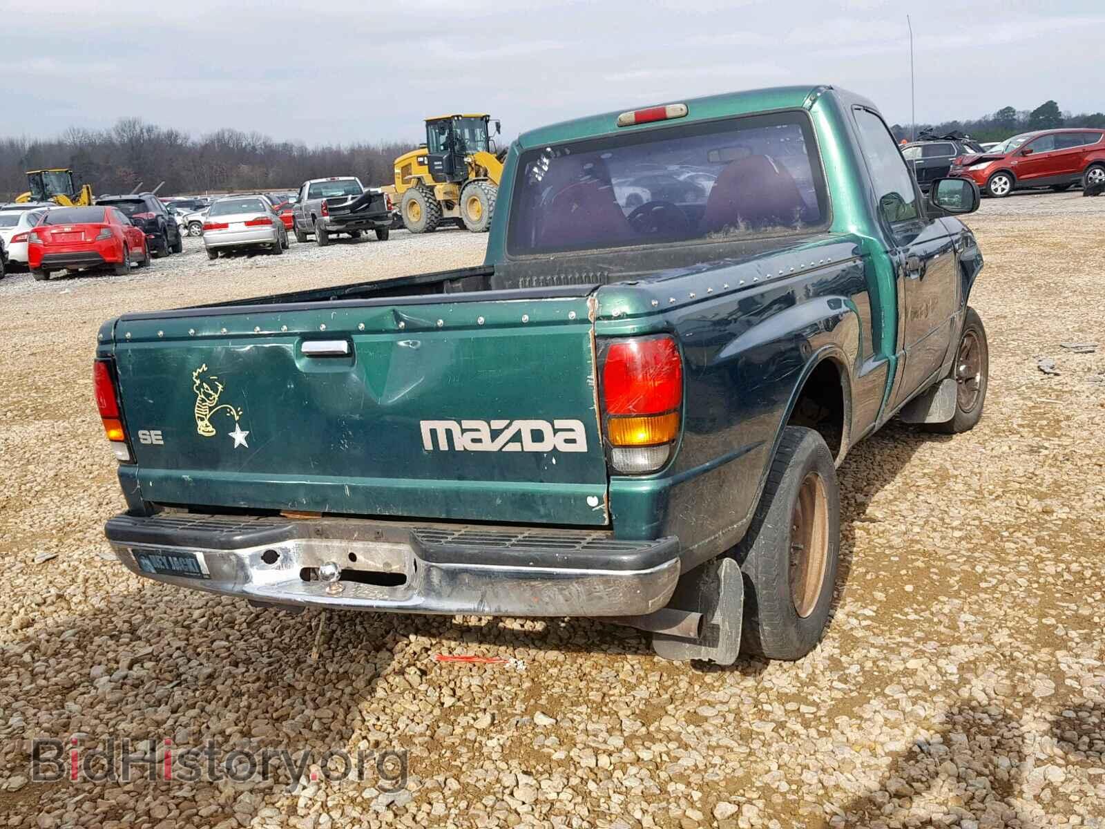 1999 MAZDA B2500 - VIN: 4F4YR12C4XTM27588 - Фото 4