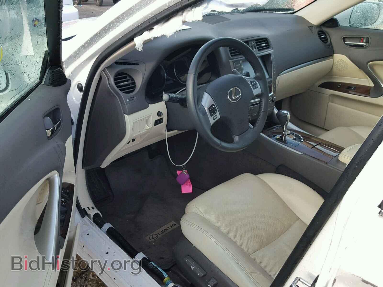 2011 LEXUS IS250 - VIN: JTHBF5C29B5133636 - Фото 9
