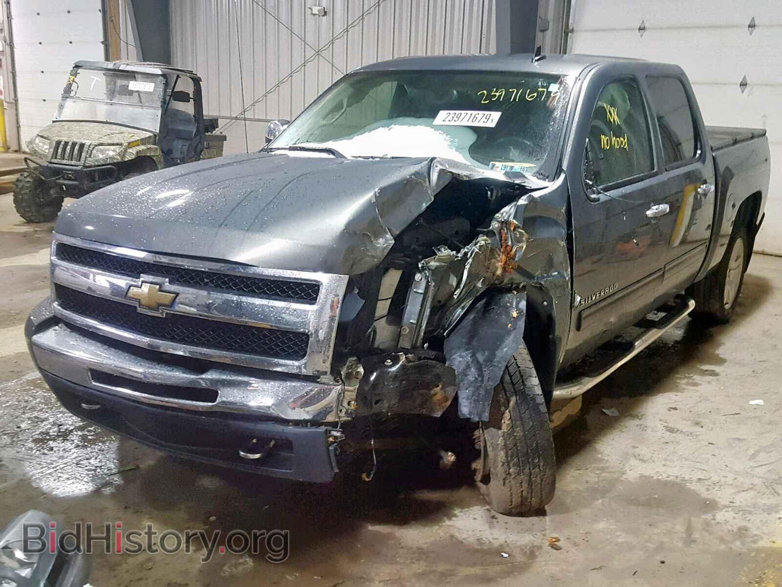 2011 CHEVROLET SILVERADO - VIN: 1GCPKSE3XBF128771 - Фото 2